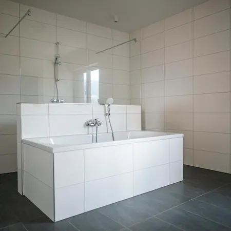 Premium Monterra Petschnitzen