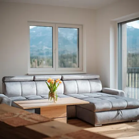 Premium Monterra Petschnitzen