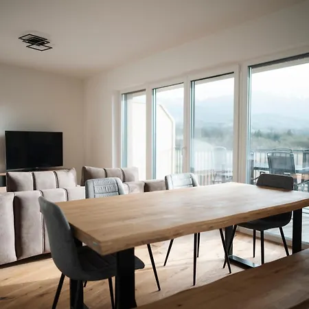 Premium Monterra Petschnitzen