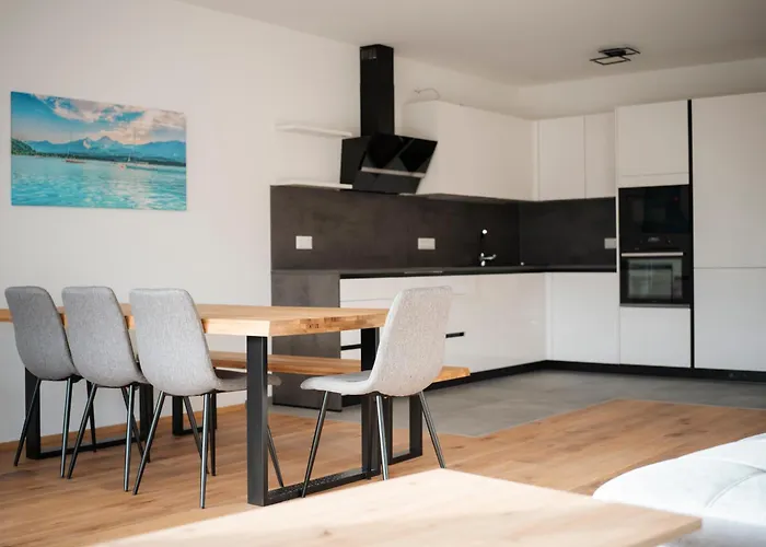 Premium Monterra Aparthotel Petschnitzen